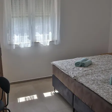 Zelena Oaza Vrh (Krk)